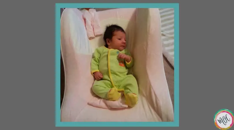 Recognizing & Handling Growth Spurts in Babies growth spurts in babies -example photo from month 1