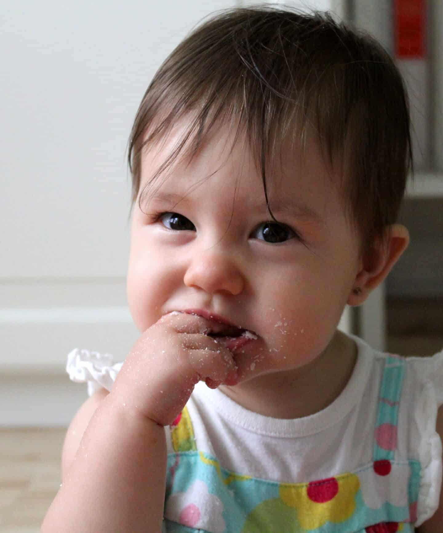 baby sensory play with dry mashed potato flakes